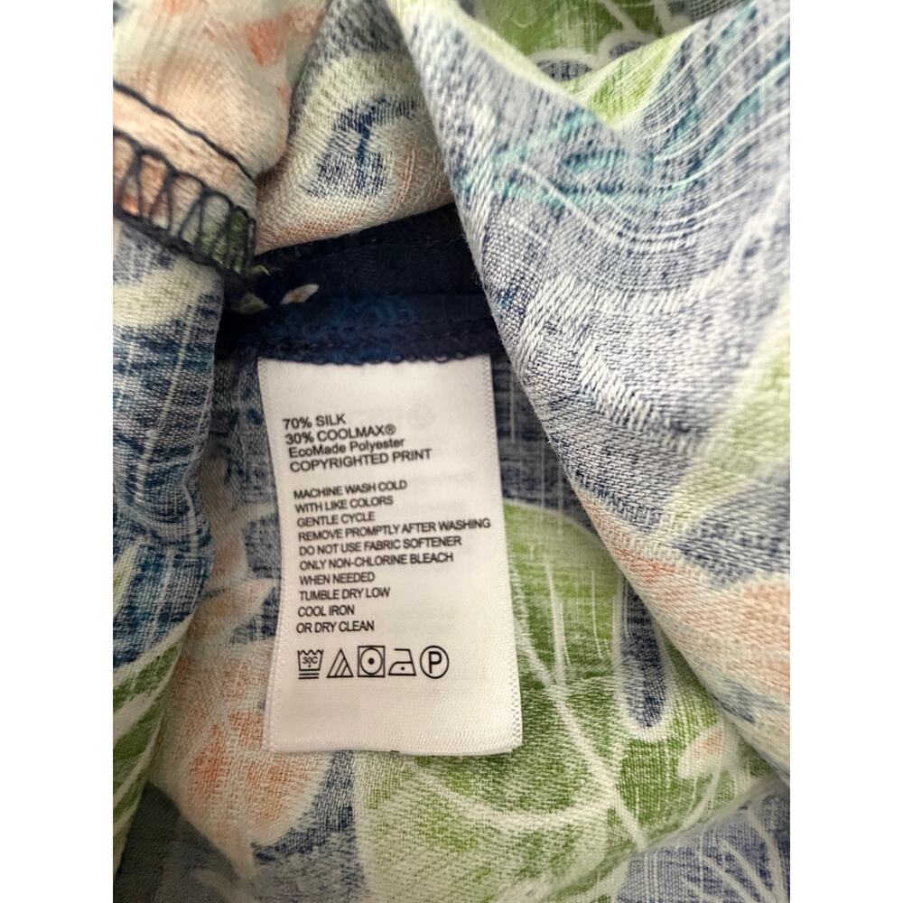 Tommy Bahama Vacation Bundle Men's Large - Picture 8 of 10